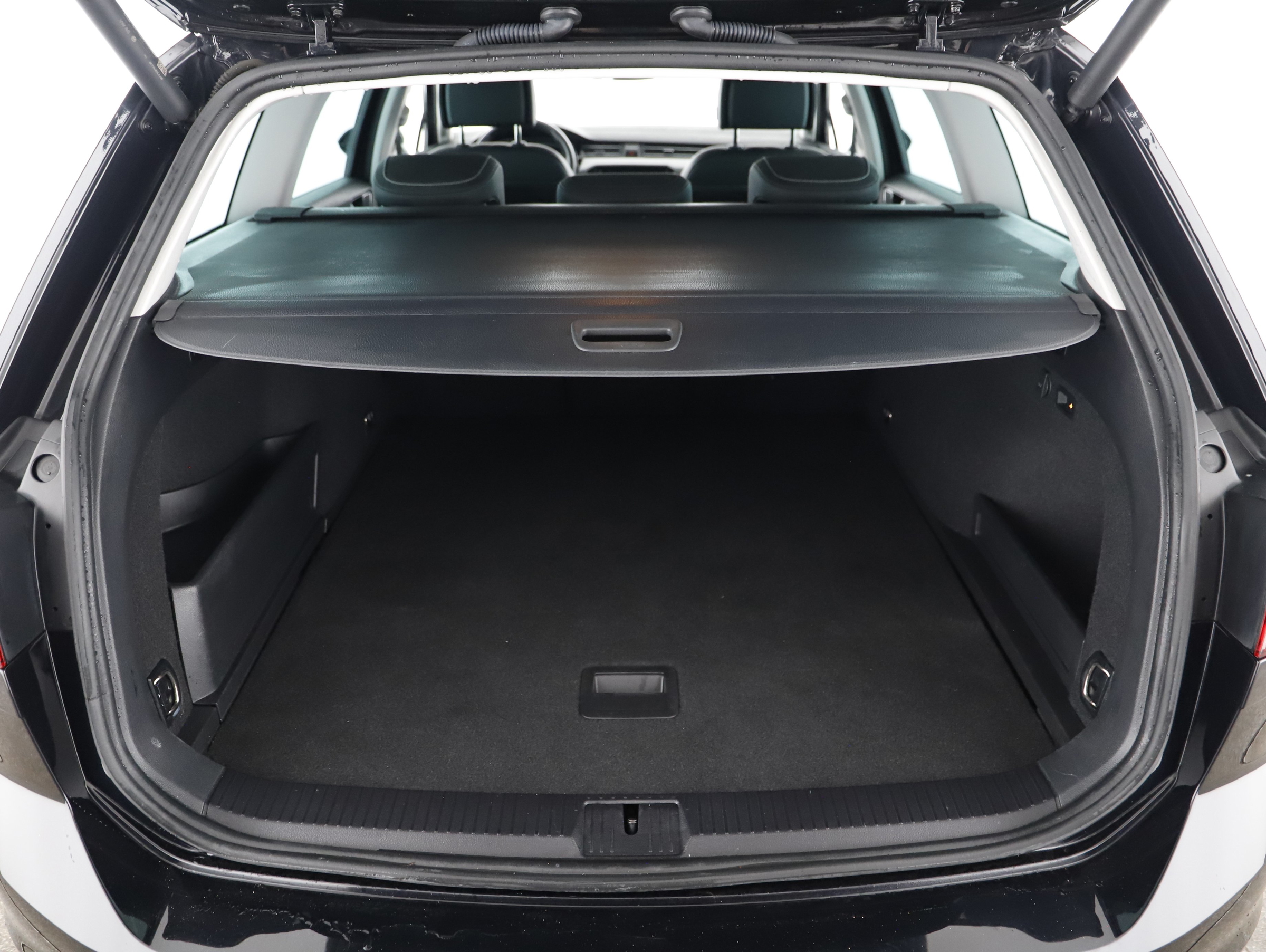 VW Passat Variant 1.4 TSI  GTE | Bild 17 von 25