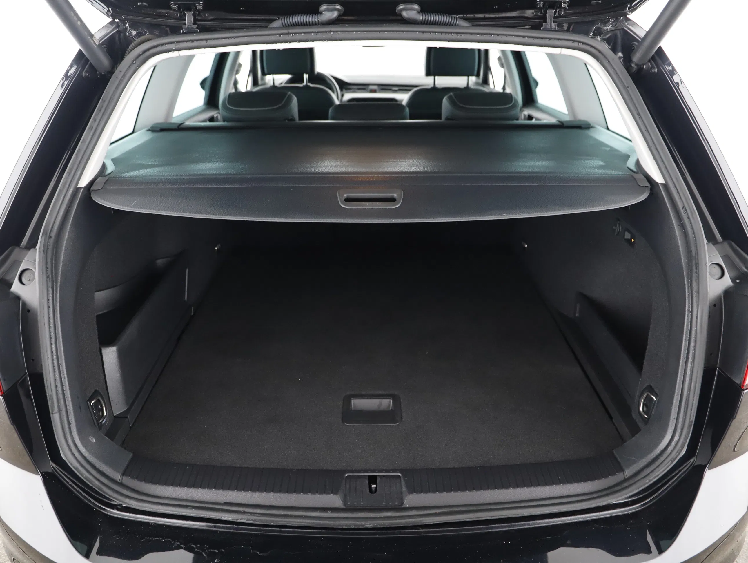 VW Passat Variant 1.4 TSI GTE | Bild 17 von 25