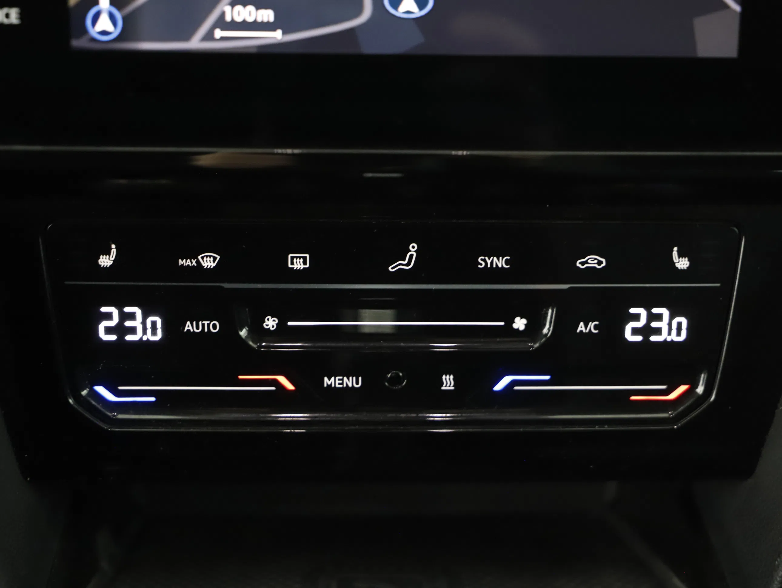 VW Passat Variant 2.0 TDI 4Motion BMT Business | Bild 14 von 23