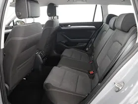 VW Passat Variant 2.0 TDI 4Motion BMT Business | Thumbnail 20 von 23