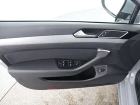 VW Passat Variant 2.0 TDI 4Motion BMT Business | Thumbnail 6 von 23