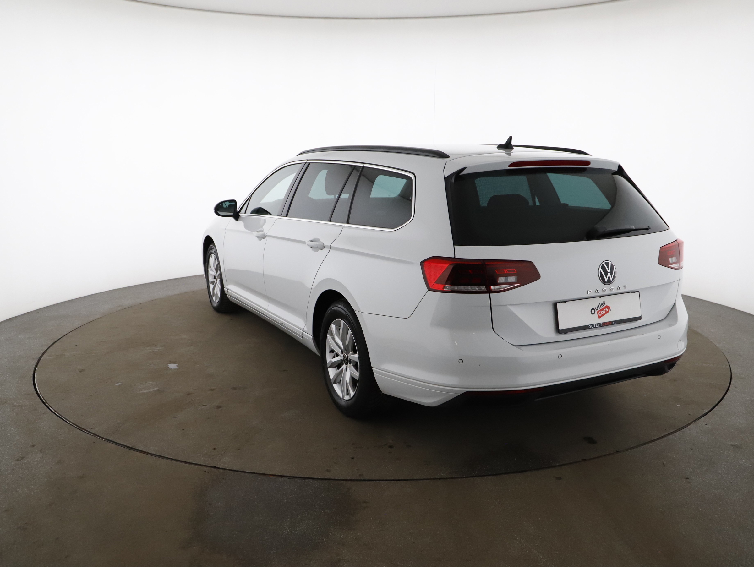 VW Passat Variant 2.0 TDI Bus. DSG | Bild 3 von 21