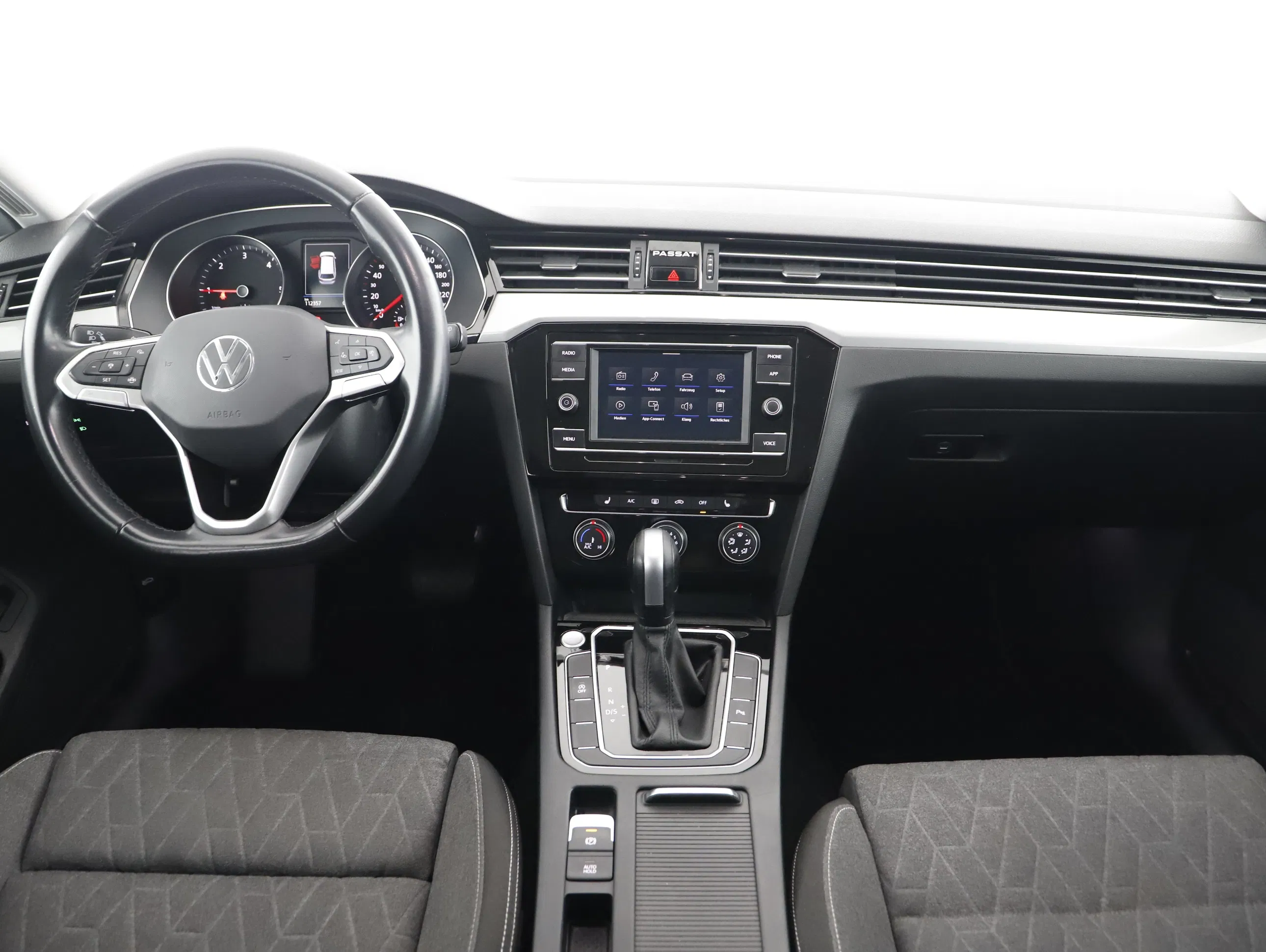 VW Passat Variant 2.0 TDI Bus. DSG | Bild 12 von 21