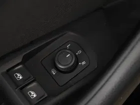 VW Passat Variant 2.0 TDI Bus. DSG | Thumbnail 5 von 21