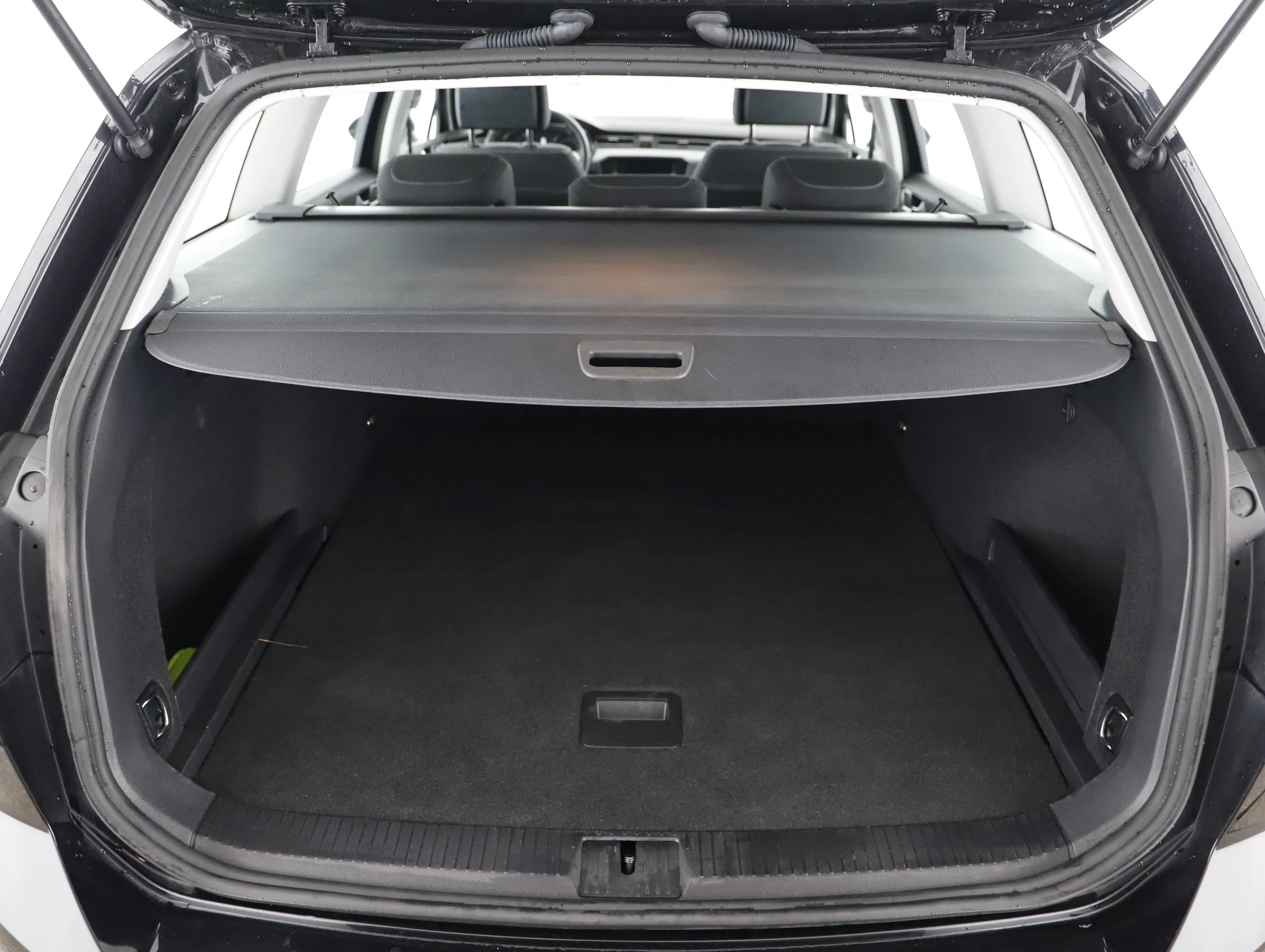 VW Passat Variant 2.0 TDI Bus. DSG | Bild 19 von 21