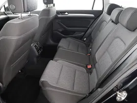 VW Passat Variant 2.0 TDI Bus. DSG | Thumbnail 18 von 21
