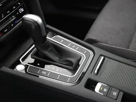 VW Passat Variant 2.0 TDI Bus. DSG | Thumbnail 14 von 21
