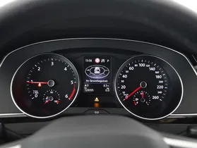 VW Passat Variant 2.0 TDI Bus. DSG | Thumbnail 9 von 21