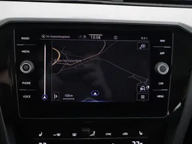 VW Passat Variant 2.0 TDI Bus. DSG | Thumbnail 16 von 21