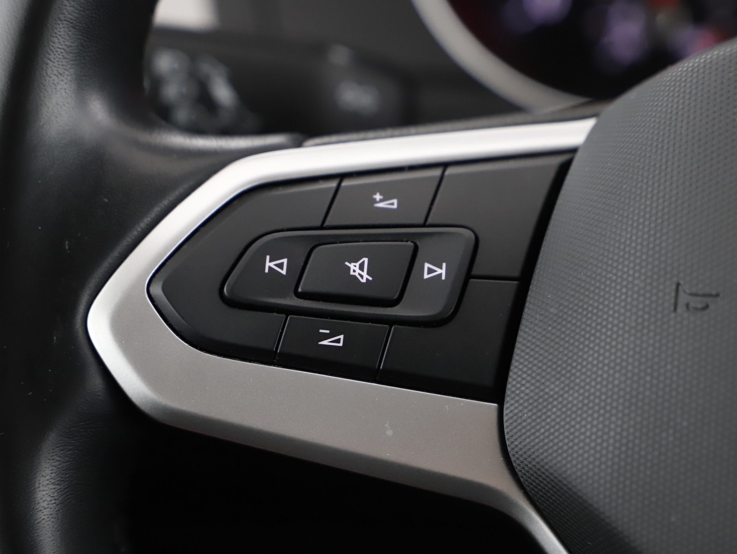 VW Passat Variant 1.5 TSI BMT | Bild 11 von 21