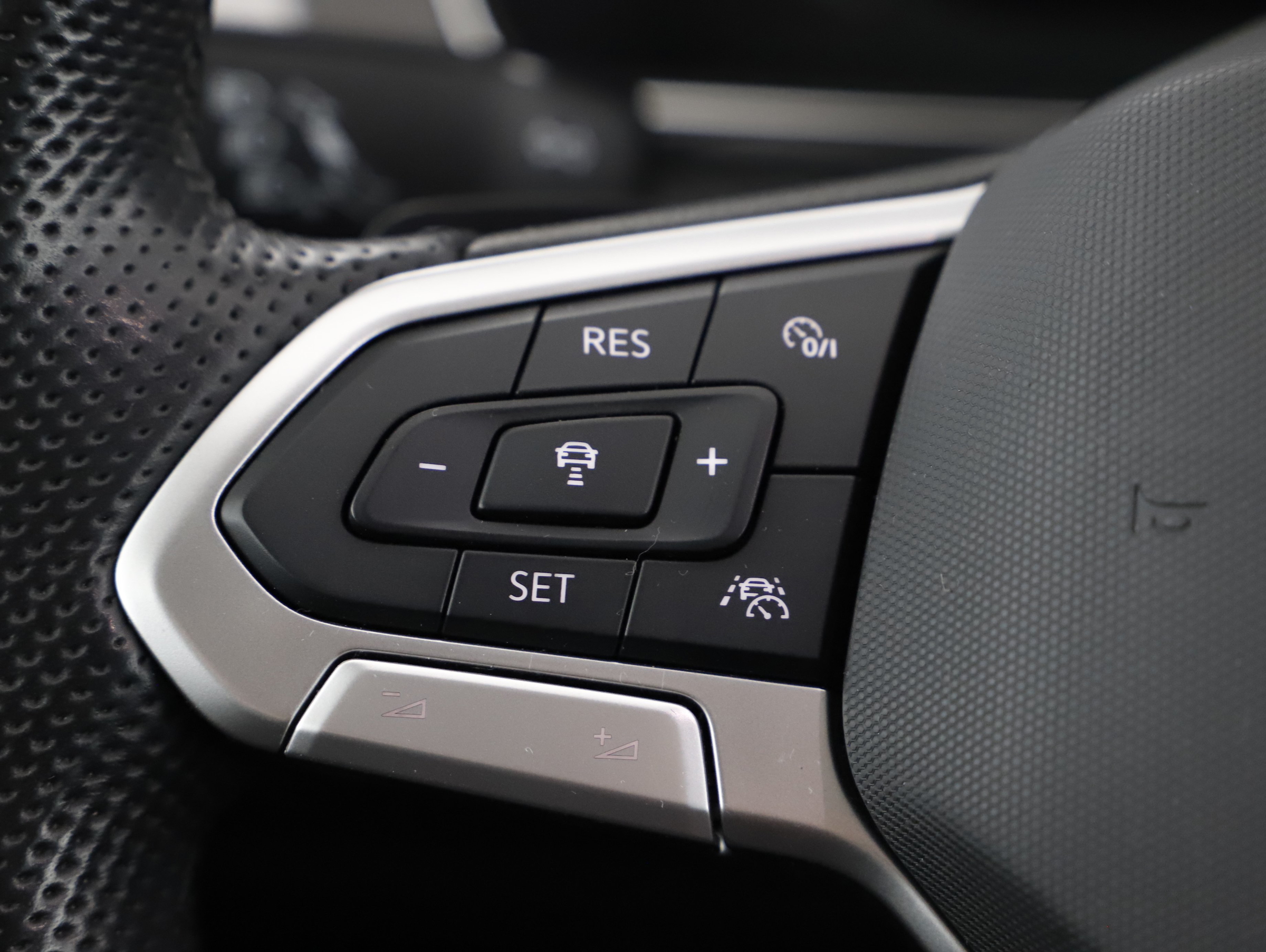 VW Passat Variant 1.4 TSI  GTE | Bild 11 von 23