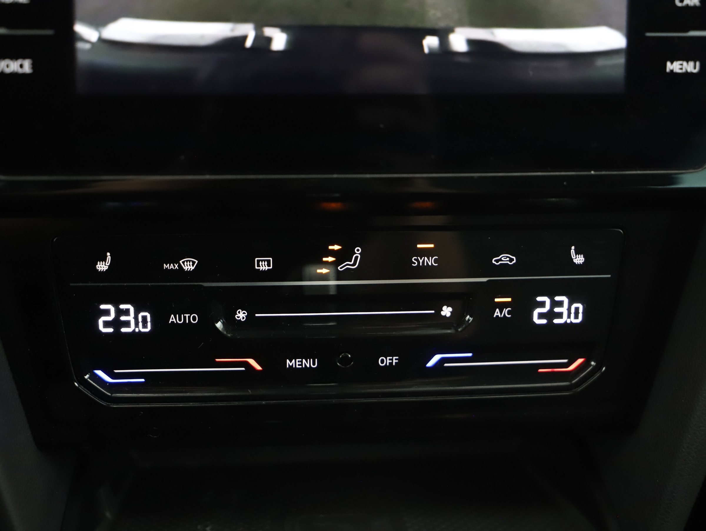 VW Passat Variant 2.0 TDI BMT Business | Bild 12 von 21