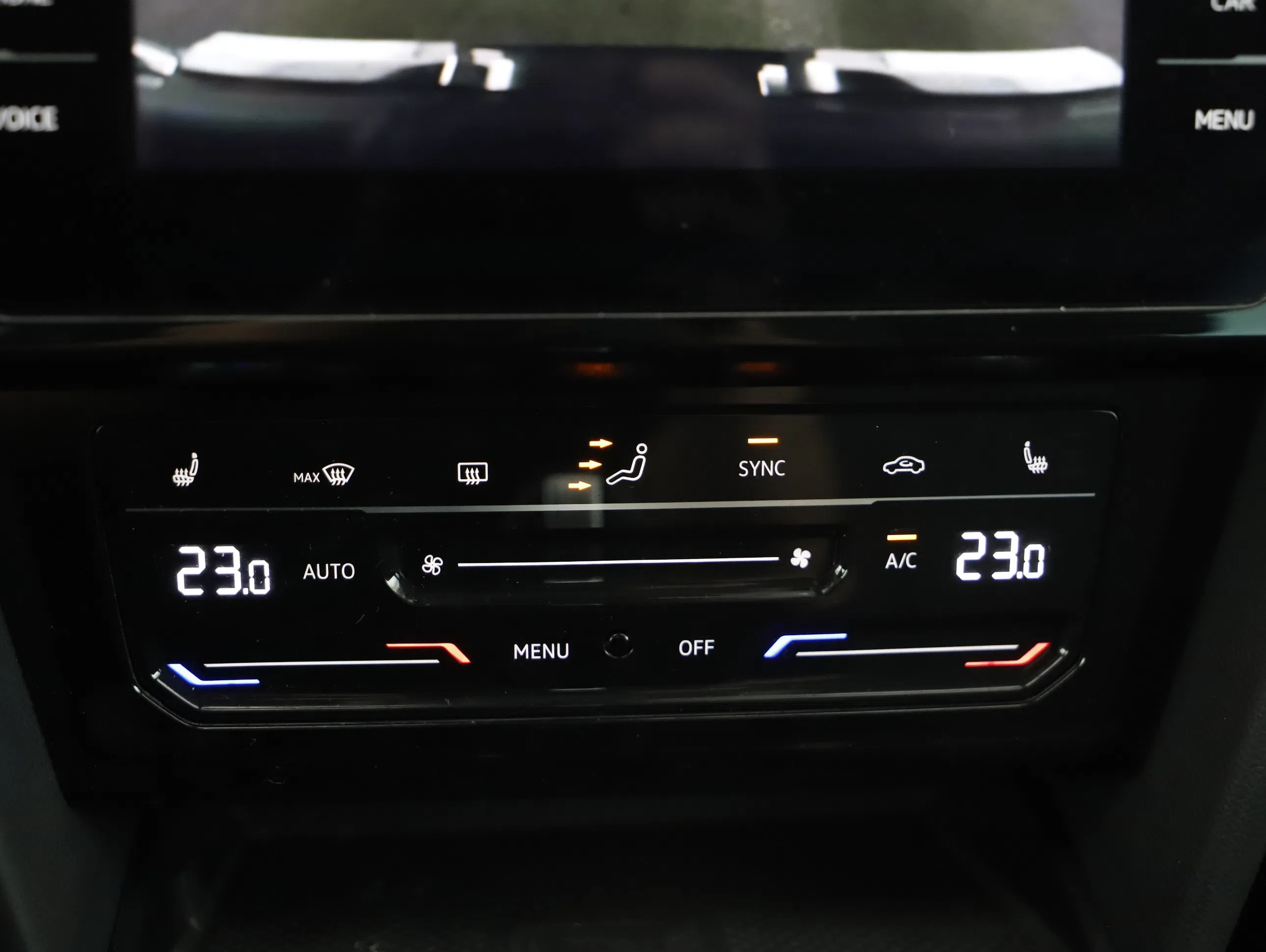 VW Passat Variant 2.0 TDI BMT Business | Bild 12 von 21