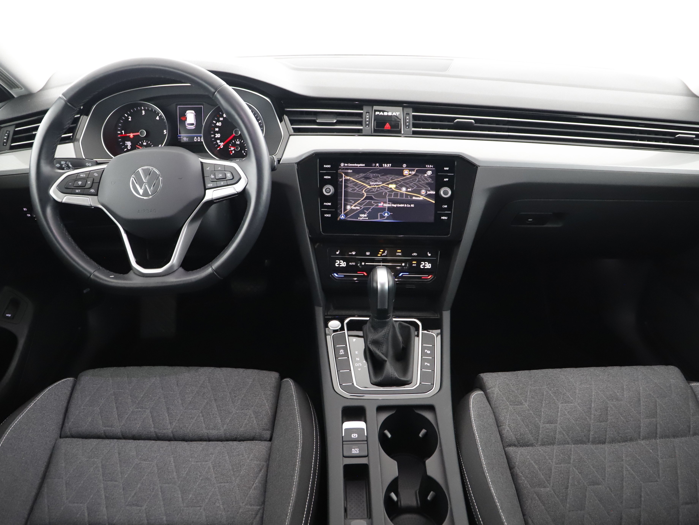 VW Passat Variant 2.0 TDI BMT Business | Bild 16 von 21