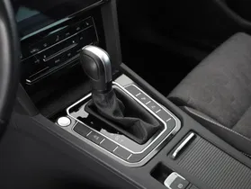 VW Passat Variant 2.0 TDI BMT Business | Thumbnail 18 von 21