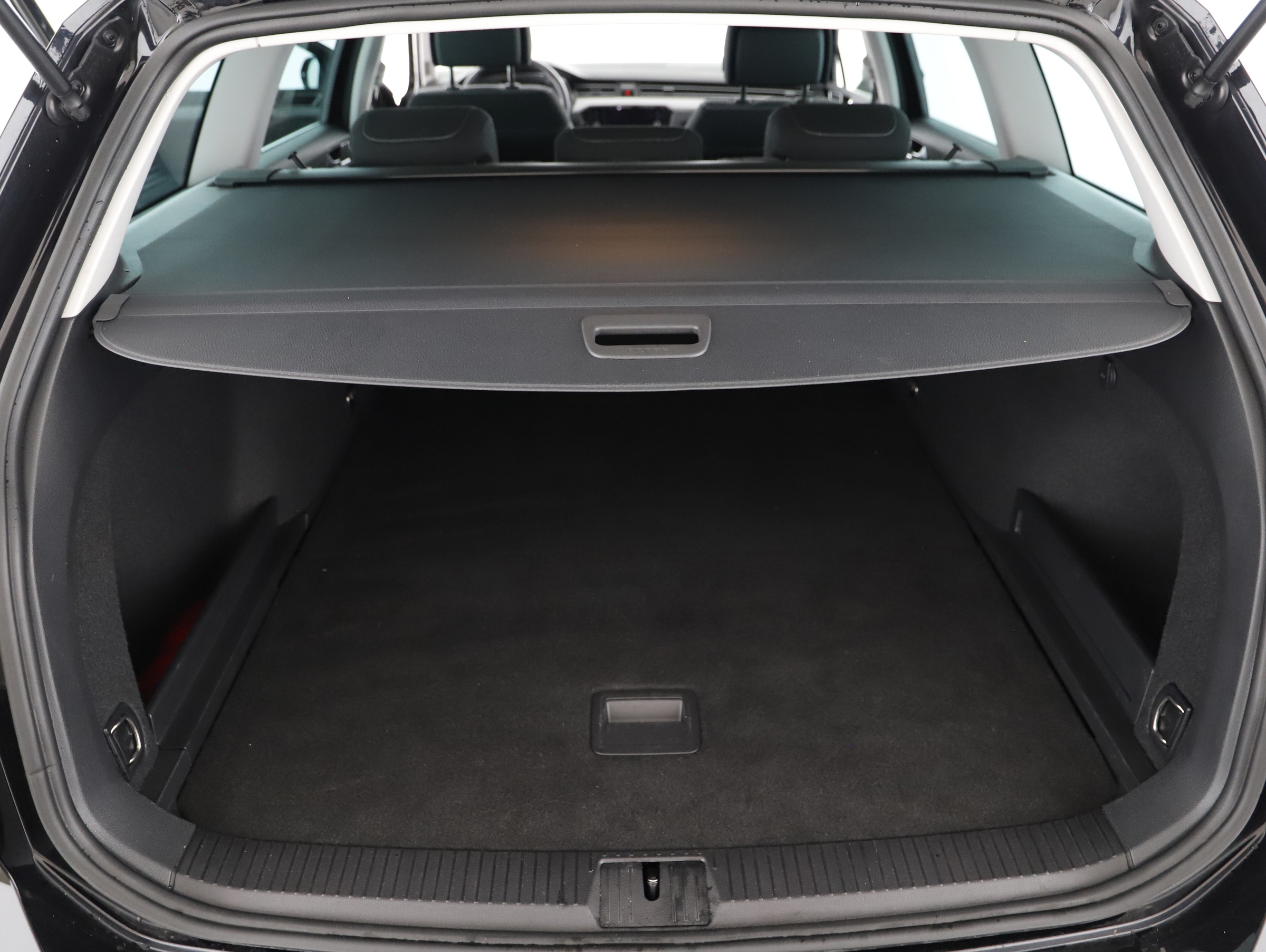 VW Passat Variant 2.0 TDI BMT Business | Bild 2 von 21