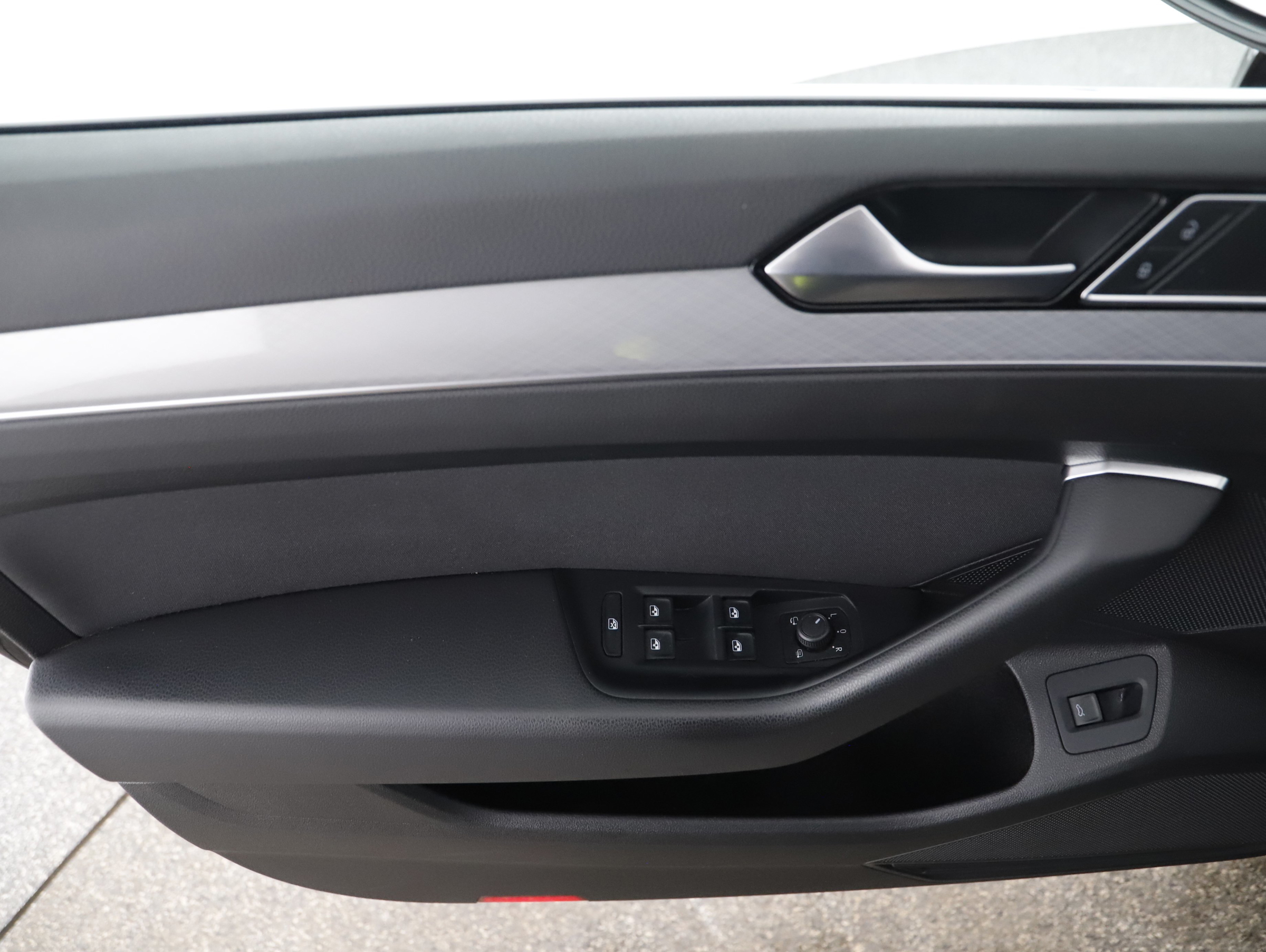 VW Passat Variant 2.0 TDI | Bild 4 von 21