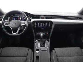 VW Passat Variant 2.0 TDI | Thumbnail 12 von 21