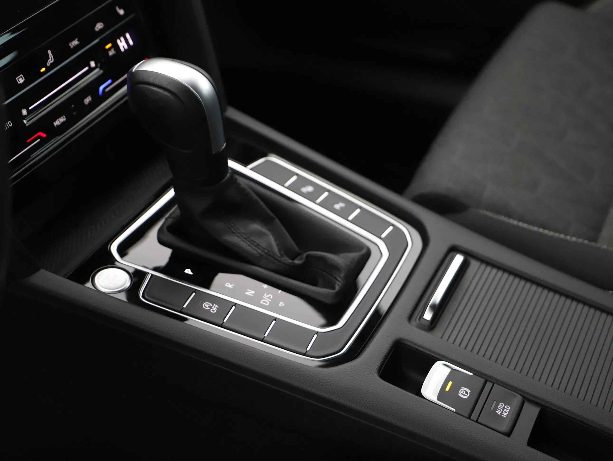 VW Passat Variant 2.0 TDI | Bild 14 von 21