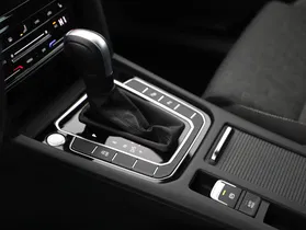 VW Passat Variant 2.0 TDI | Thumbnail 14 von 21