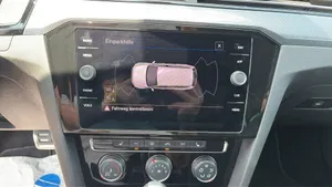 VW Passat Variant 2.0 TDI 4Motion BMT Business | Thumbnail 14 von 22