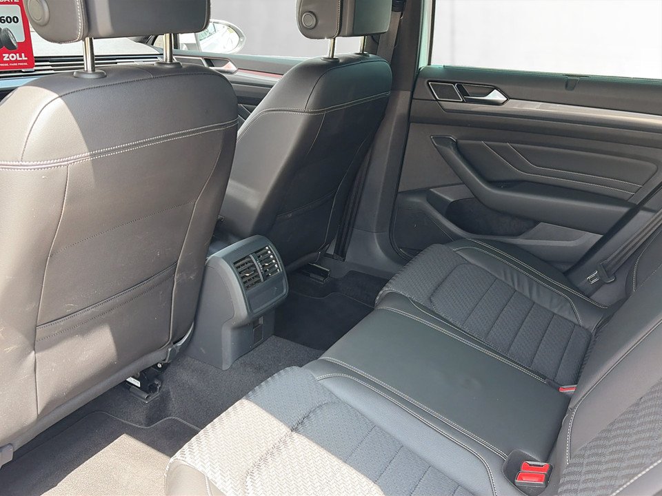 VW Passat Variant 2.0 TDI 4Motion BMT Business | Bild 18 von 22