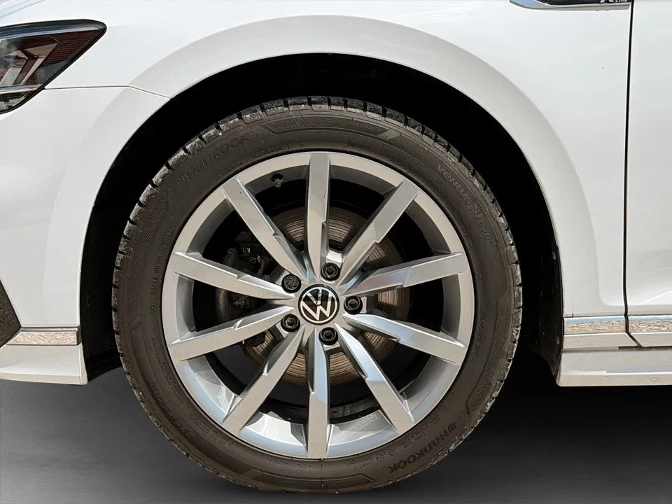 VW Passat Variant 2.0 TDI 4Motion BMT Business | Bild 6 von 22