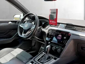 VW Passat Variant 2.0 TDI 4Motion BMT Business | Thumbnail 7 von 22