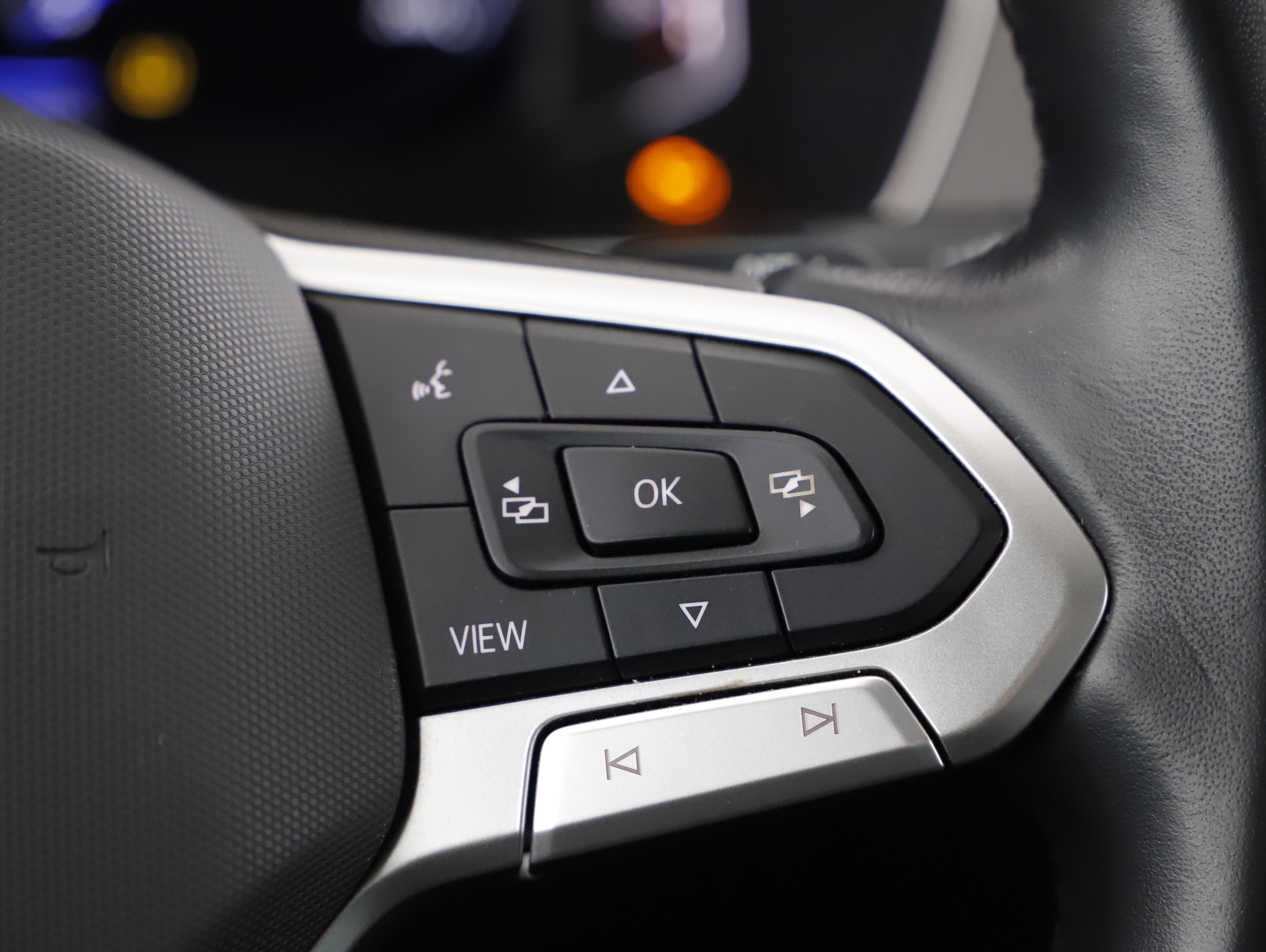 VW Passat Var. 2.0 TDI DSG | Bild 12 von 21