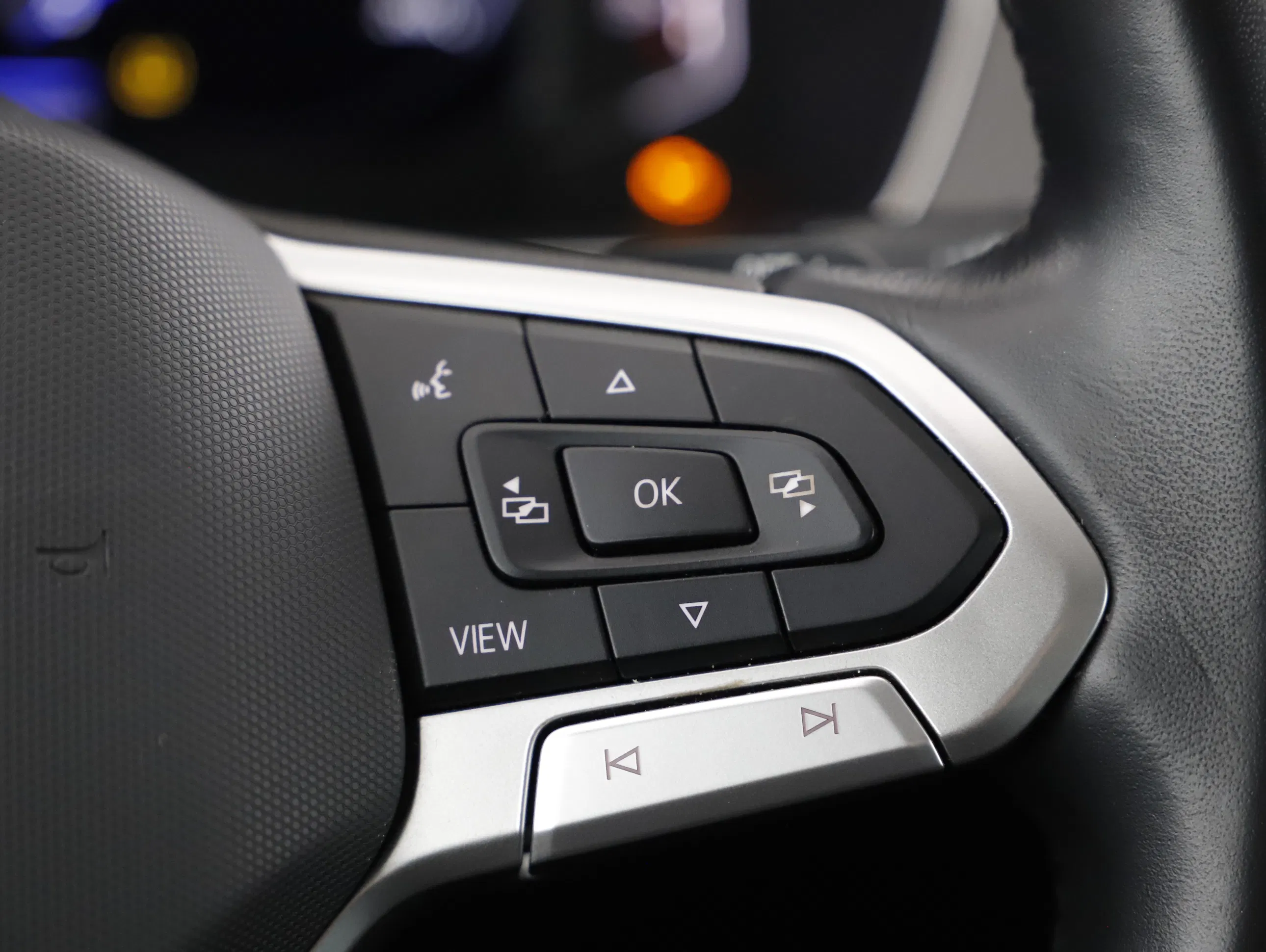 VW Passat Var. 2.0 TDI DSG | Bild 12 von 21