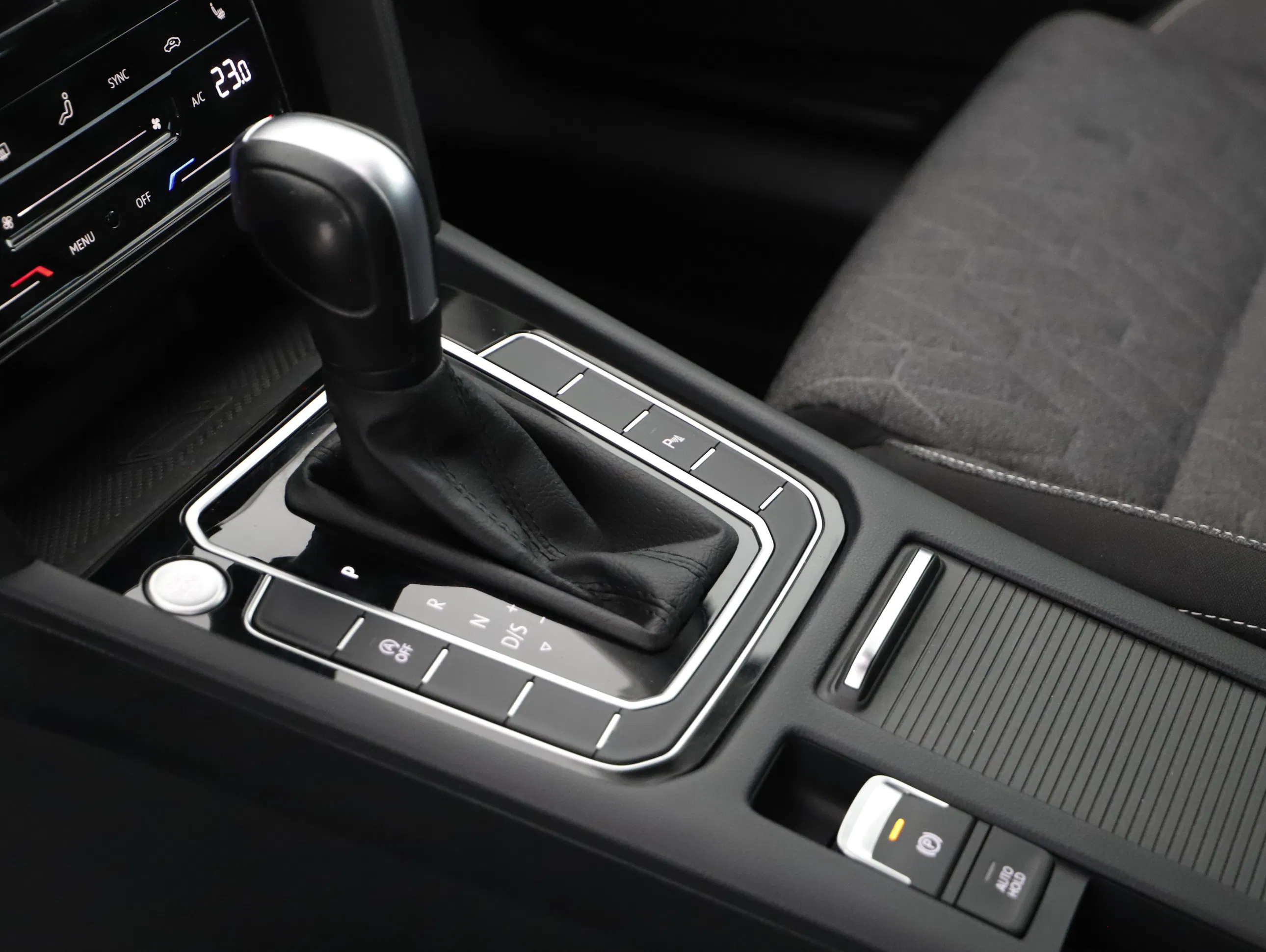 VW Passat Var. 2.0 TDI DSG | Bild 5 von 21