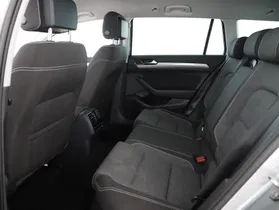 VW Passat Variant 2.0 TDI BMT Business | Thumbnail 27 von 30