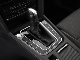 VW Passat Variant 2.0 TDI BMT Business | Thumbnail 9 von 30