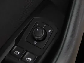 VW Passat Variant 2.0 TDI 4Motion BMT Business | Thumbnail 18 von 22