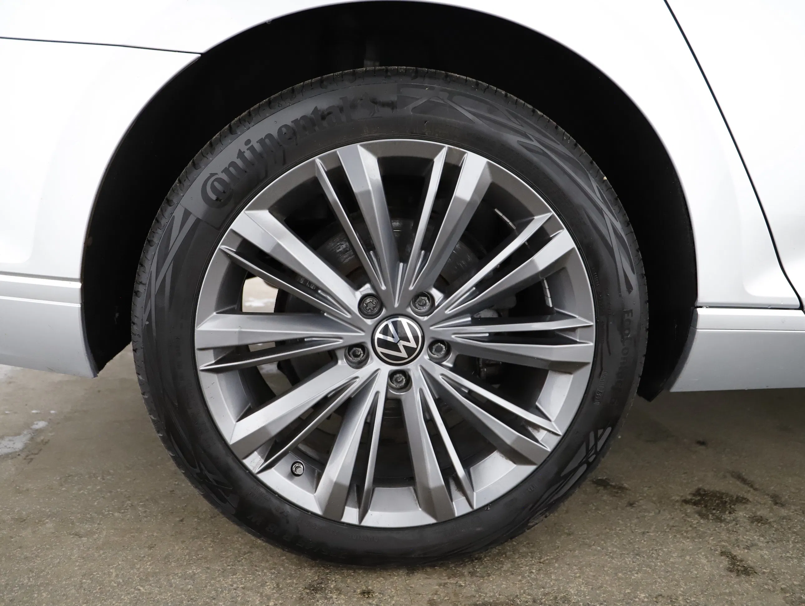 VW Passat Variant 2.0 TDI 4Motion BMT Business | Bild 3 von 22