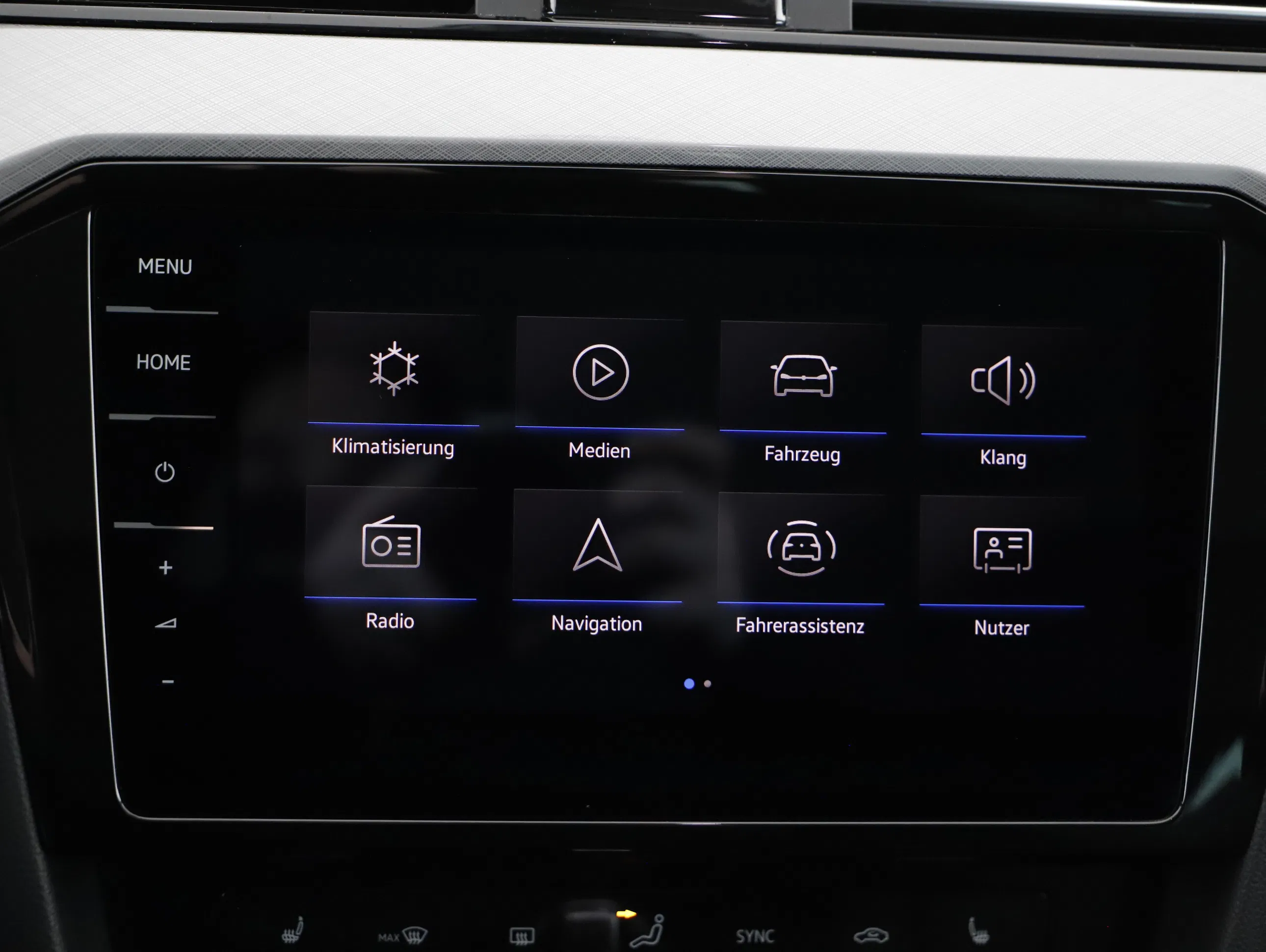 VW Passat Variant 2.0 TDI 4Motion BMT Business | Bild 10 von 22