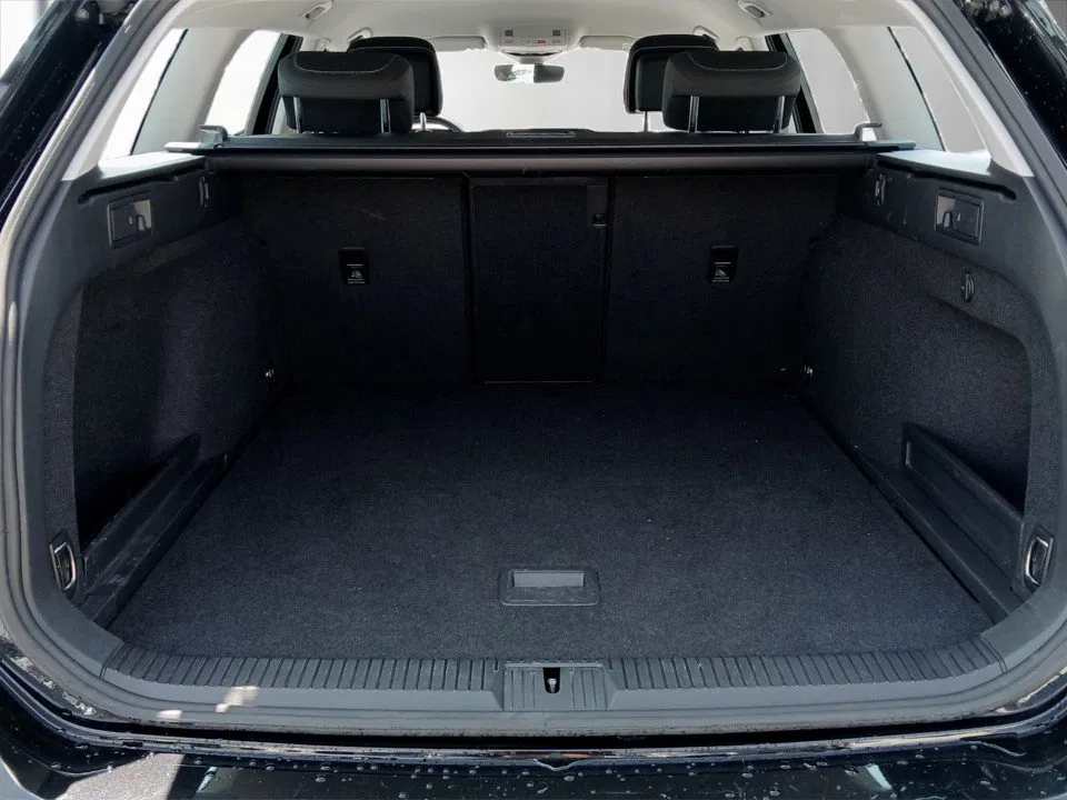 VW Passat Variant 2.0 TDI BMT Business | Bild 19 von 20