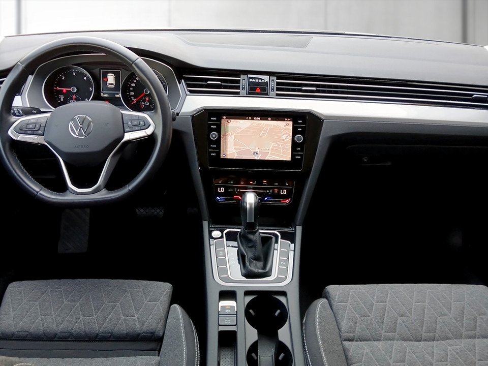 VW Passat Variant 2.0 TDI BMT Business | Bild 7 von 20