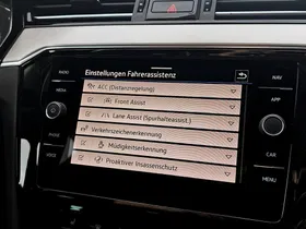 VW Passat Variant Elegance 2.0 TDI DSG | Thumbnail 22 von 23