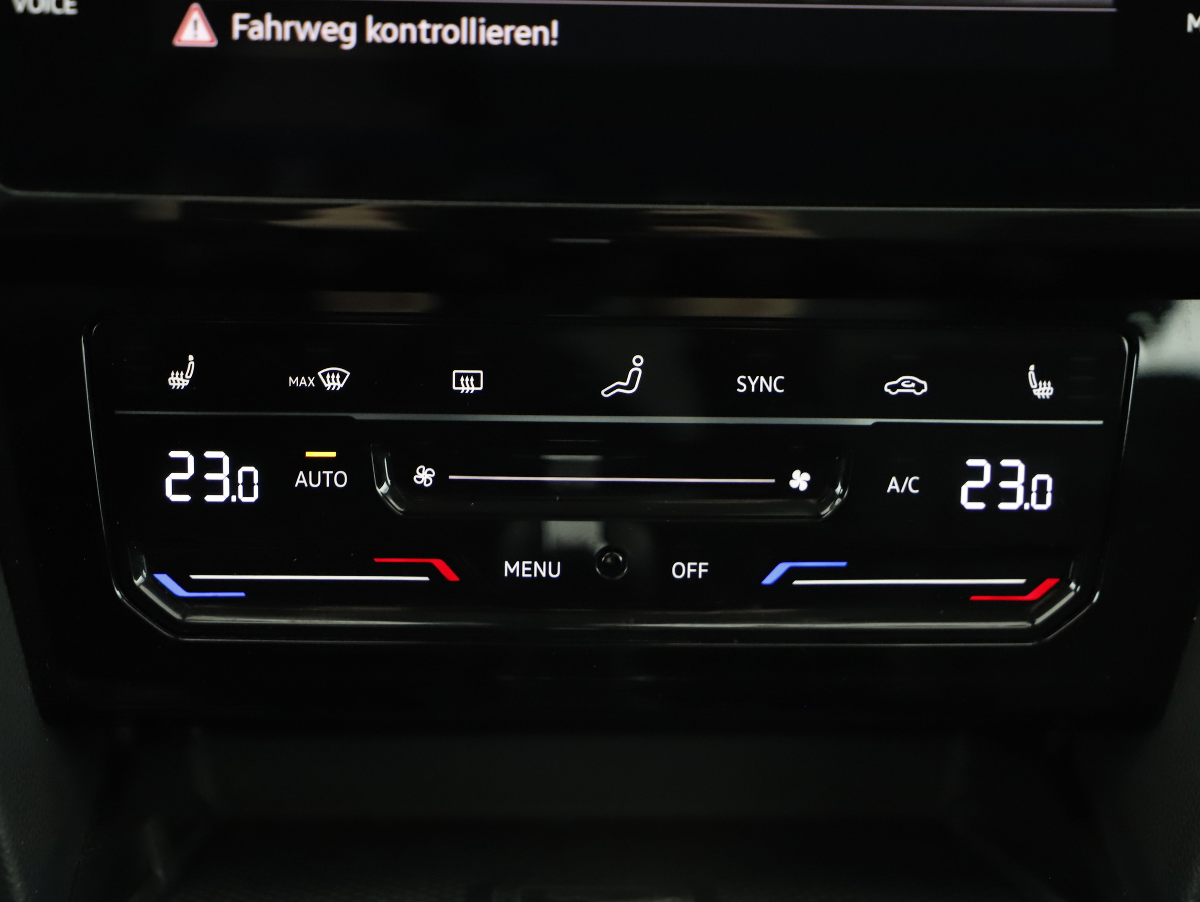 VW Passat Variant 2.0 TDI BMT Business | Bild 10 von 24