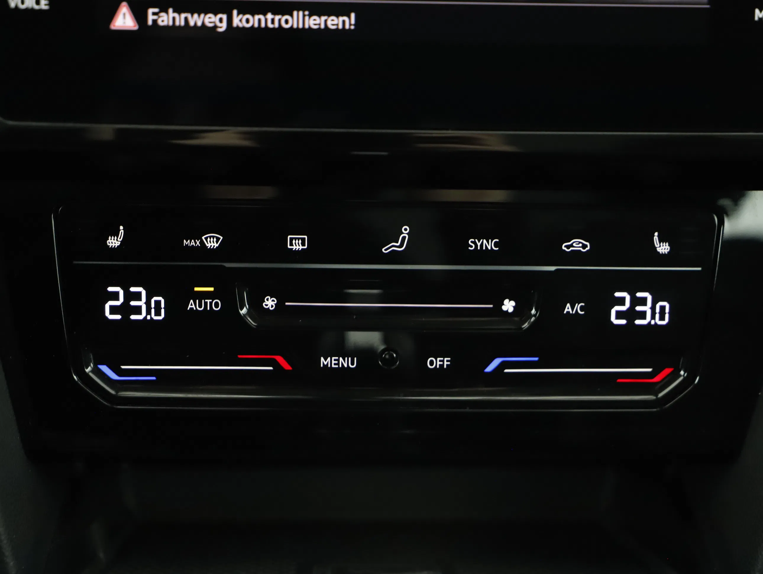 VW Passat Variant 2.0 TDI BMT Business | Bild 10 von 24