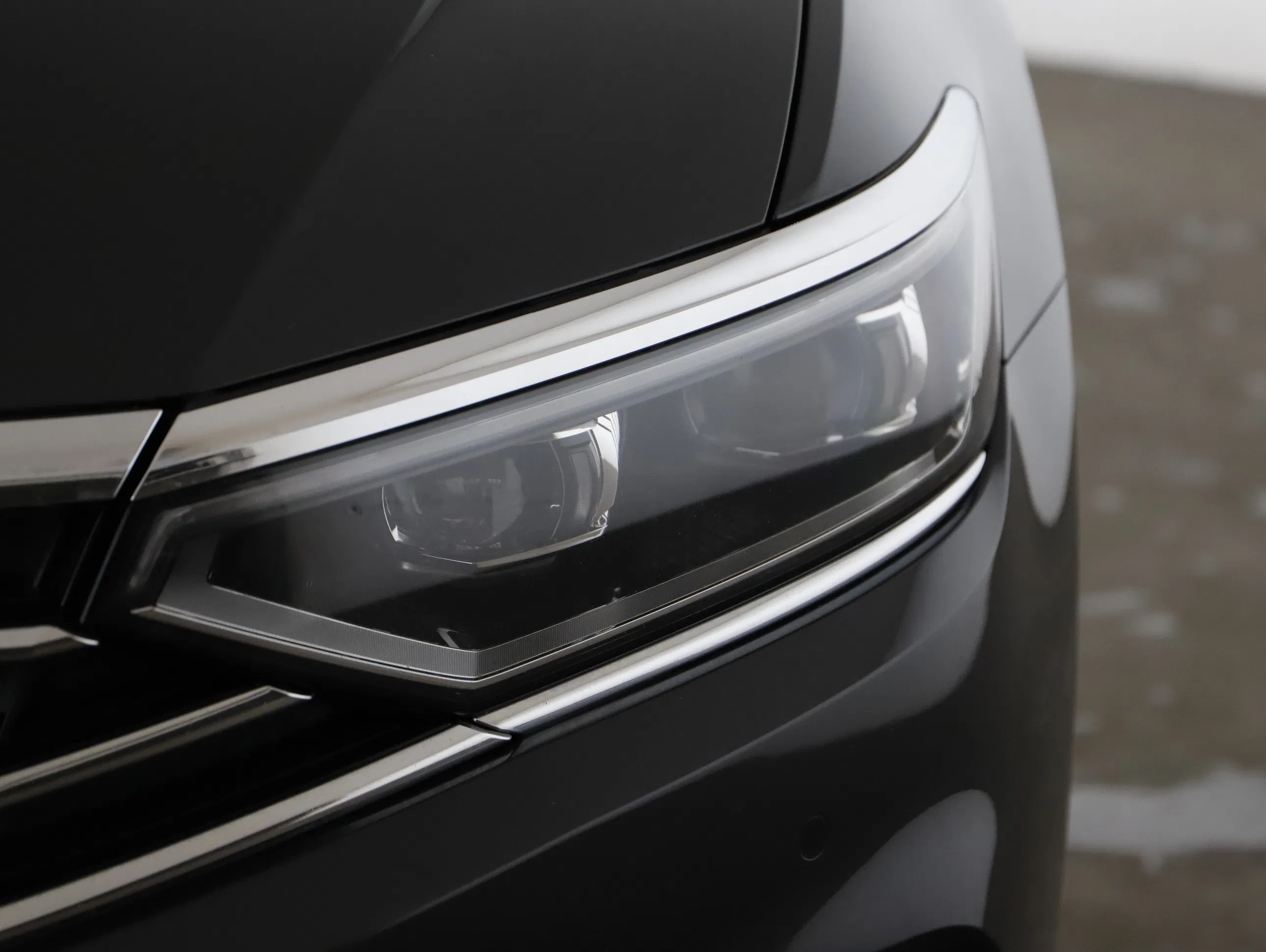 VW Passat Variant 2.0 TDI BMT Business | Bild 22 von 24