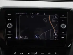 VW Passat Variant 2.0 TDI BMT Business | Thumbnail 8 von 24