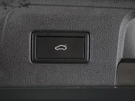 VW Passat Variant 2.0 TDI BMT Elegance | Thumbnail 17 von 24