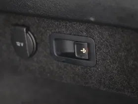 VW Passat Variant 2.0 TDI BMT Elegance | Thumbnail 18 von 24