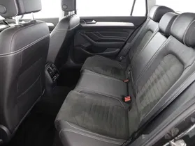 VW Passat Variant 2.0 TDI BMT Elegance | Thumbnail 2 von 24