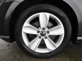 VW Passat Variant 2.0 TDI BMT Elegance | Thumbnail 23 von 24