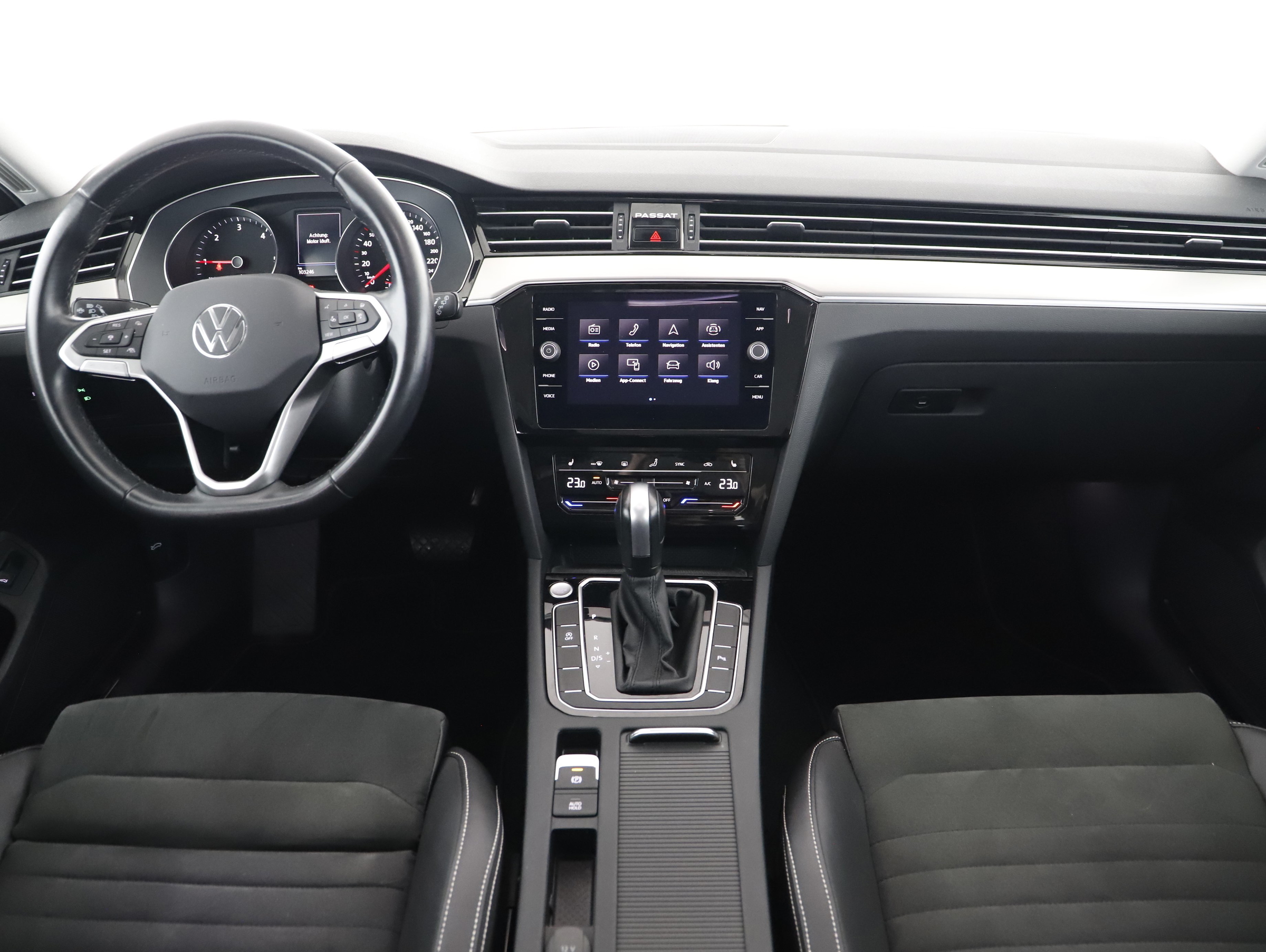 VW Passat Variant 2.0 TDI BMT Elegance | Bild 3 von 24