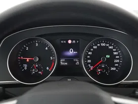 VW Passat Variant 2.0 TDI BMT Elegance | Thumbnail 6 von 24