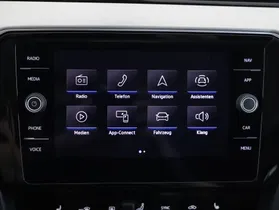 VW Passat Variant 2.0 TDI BMT Elegance | Thumbnail 7 von 24